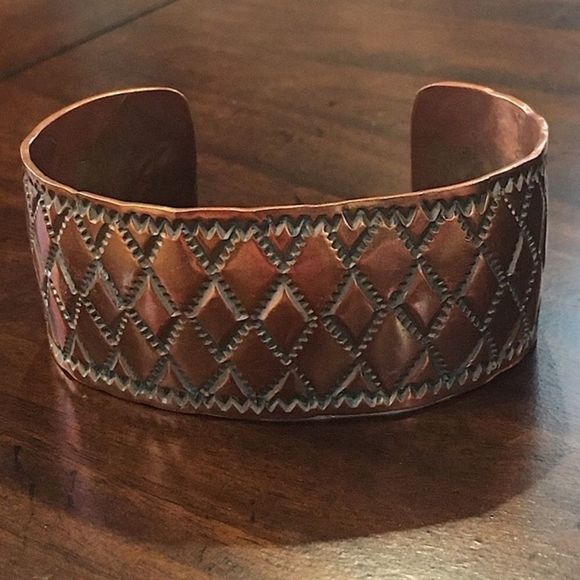 Vintage Diamond Etched Copper Cuff Bracelet - Picture 6 of 8